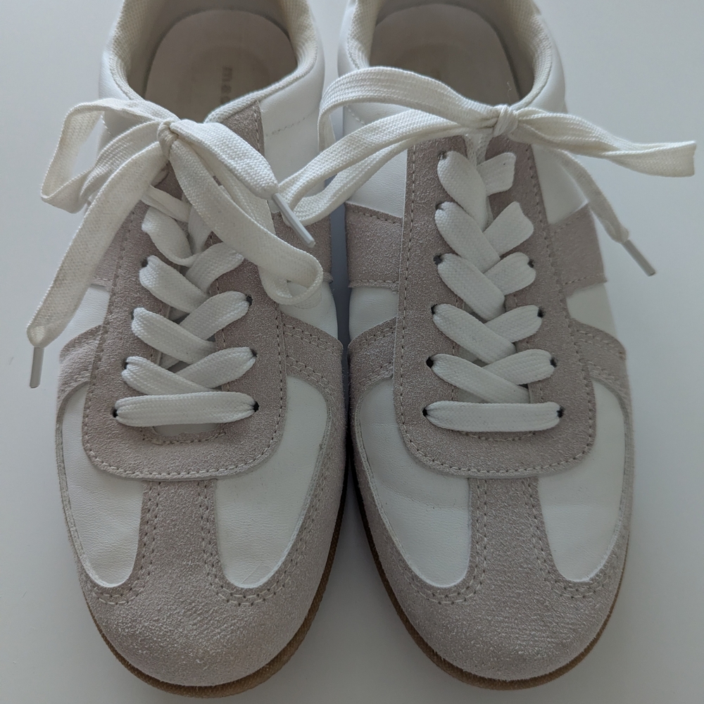Stylish White and Gray Women's Sneakers
